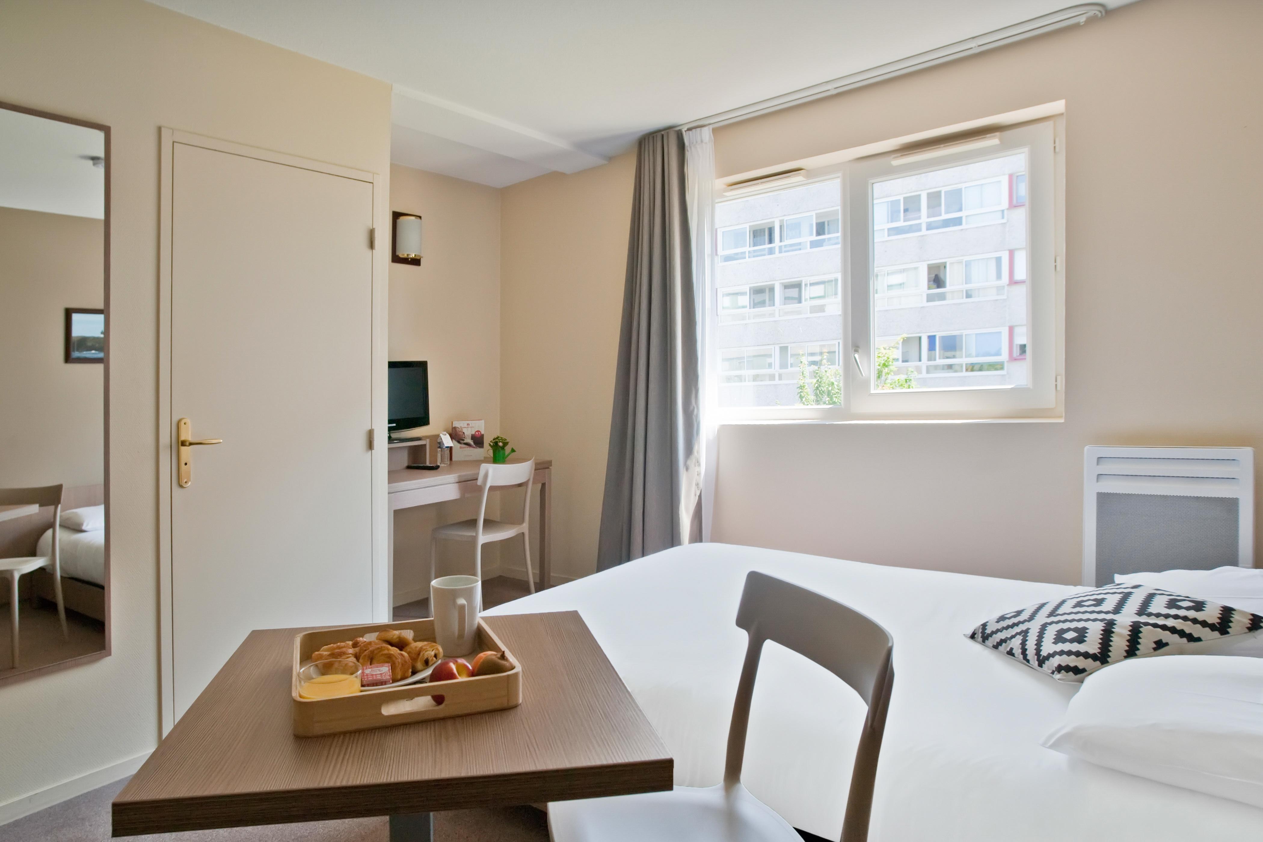 Appart'City Classic La Roche Sur Yon Centre Екстериор снимка