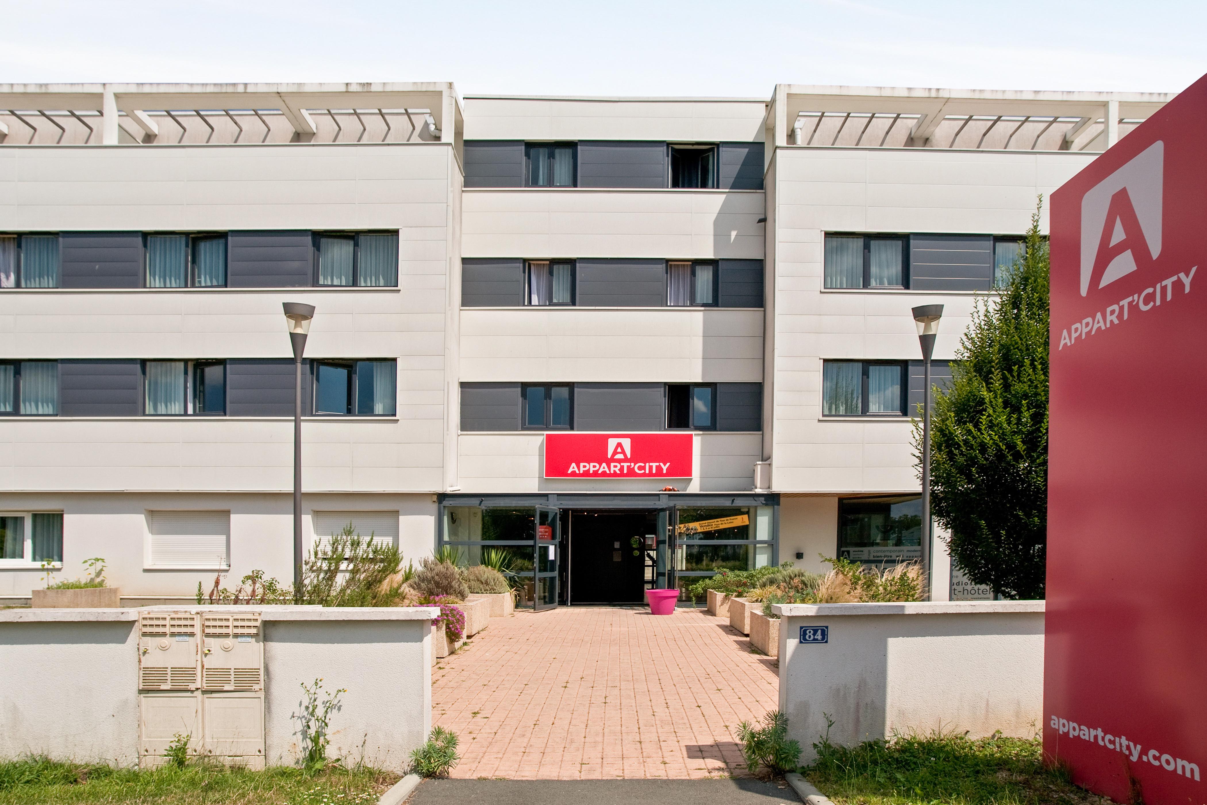 Appart'City Classic La Roche Sur Yon Centre Екстериор снимка